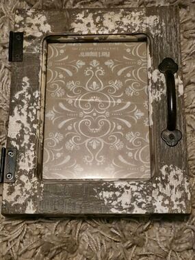 4/$25 Deal! Pier 1 Distressed White and Brown Rustic Picture Frame with Handle